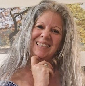 Meet your Posher, Idalmis